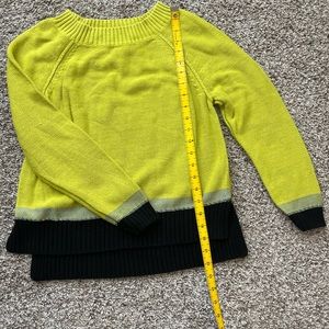 Ellen Tracy Sweater Womens light green Long Sleeve Round Neck size M